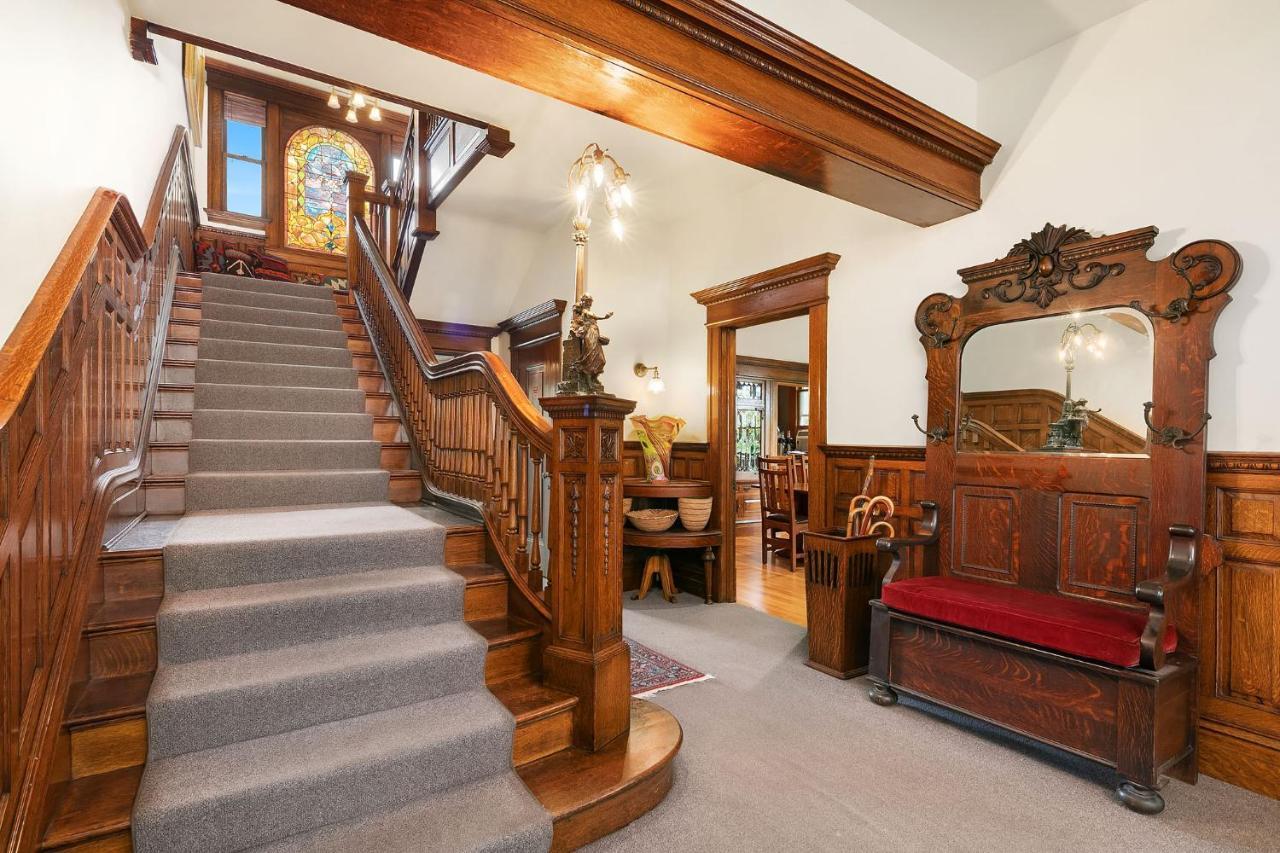 Seattle Gaslight Inn Экстерьер фото